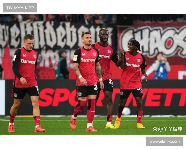 法兰克福关键时刻逆转，德甲经典战役上演